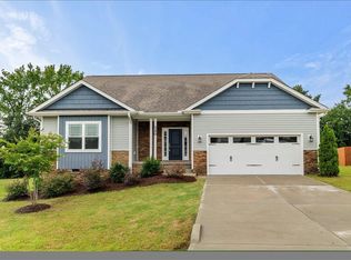 120 Bushel Basket Dr, Benson, NC 27504