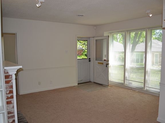view of front windows