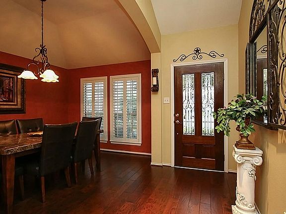 4th image of 18902 Bluestone Hollow Ln