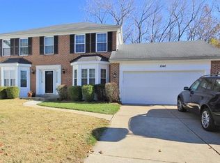 1046 Gifford Ct, Florissant, MO 63031