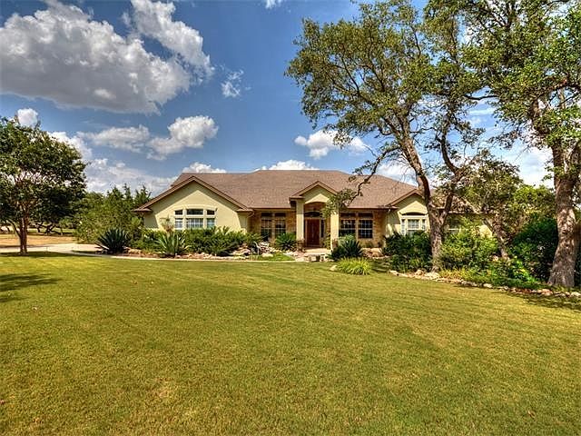 1st image of 208 Saddlehorn Dr