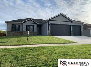 9019 Blacksmith Rd, Lincoln, NE 68507