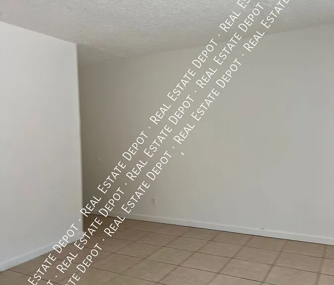 1544 Lincoln Blvd #D — Photo 5