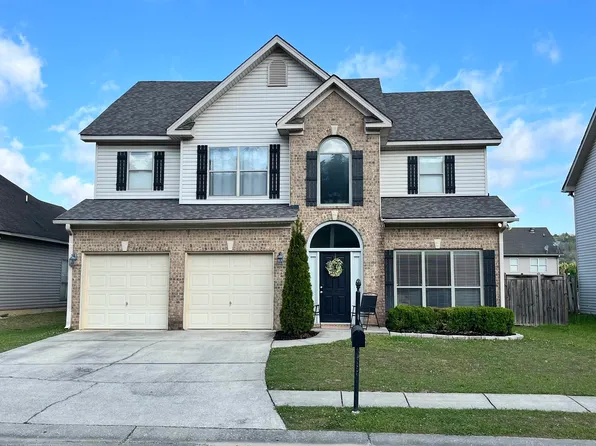2061 Forest Lakes Ln, Sterrett, AL 35147