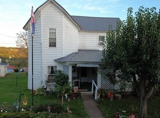 104 Claude St, Spencer, WV 25276