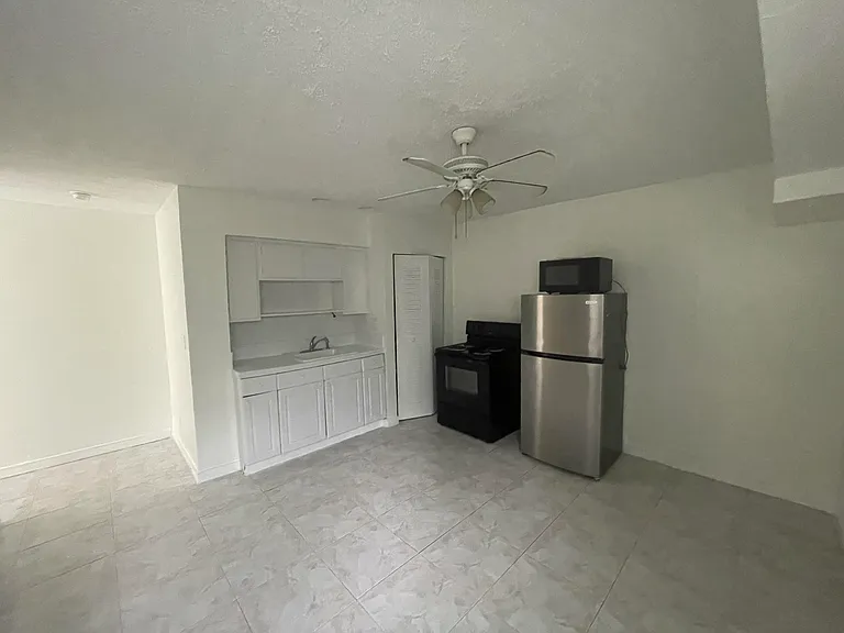 2819 Polk St #B — Photo 11