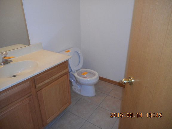 4th image of 7954 W 108th St #G
