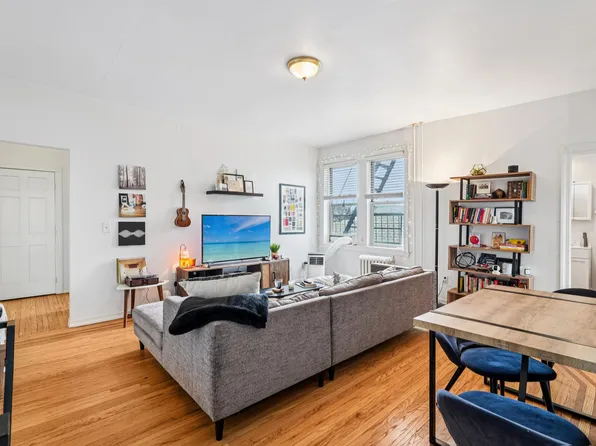 851 Blvd East image 12 of 42