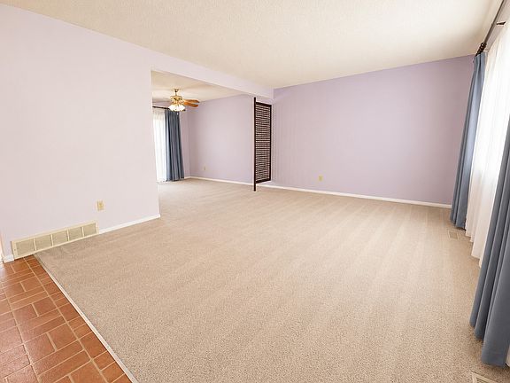 3rd image of 7010 Kipling St
