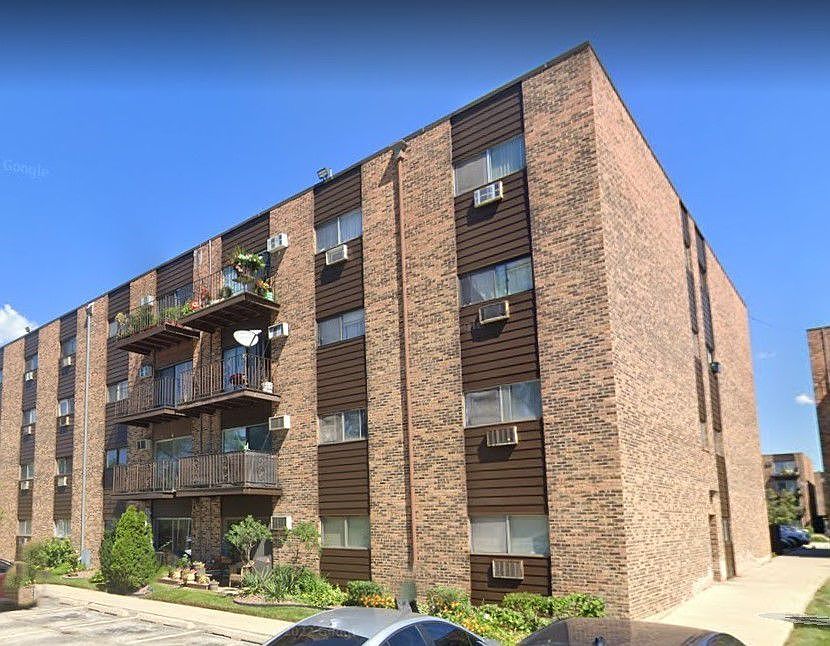 1st image of 8936 N Parkside Ave APT 205