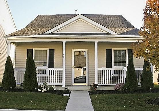 4th image of 146 Saratoga St