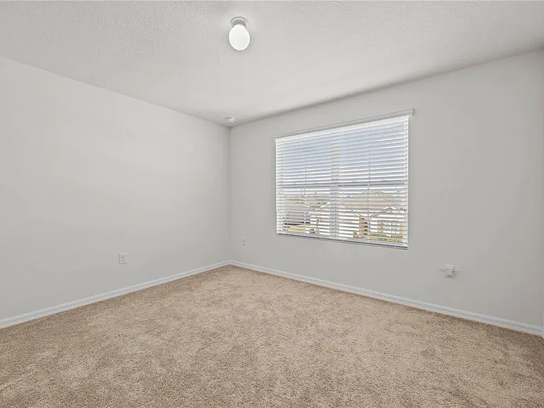817 Sheen Cir — Photo 25
