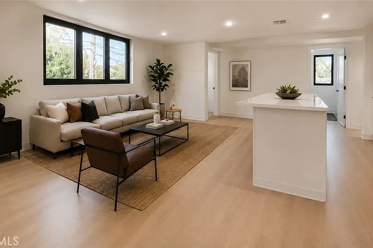 2678 Newell St #1/2 — Photo 5