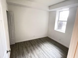 5223 W Washington Blvd, Chicago, IL 60644