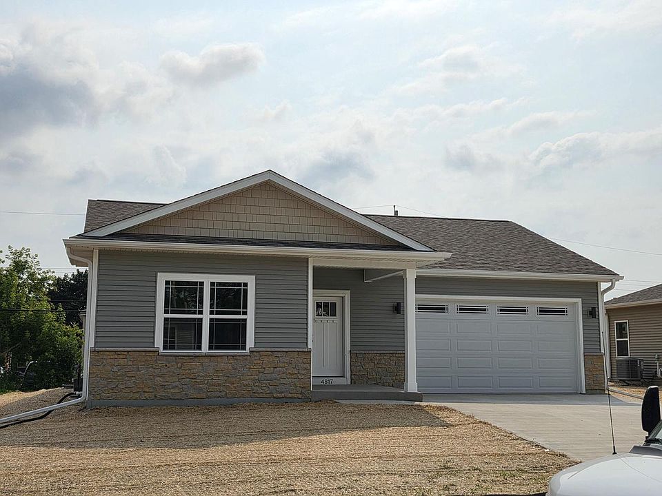 1st image of 4817 37th AVENUE