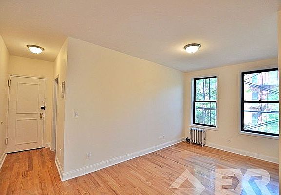 4th image of 260 Gates Ave APT 2C