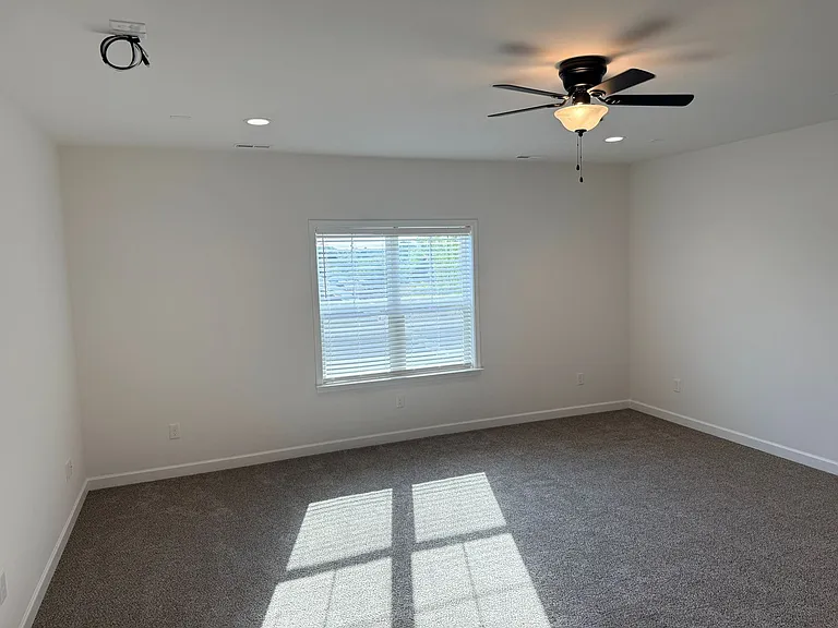 2567 Cornelius Pl NW — Photo 29