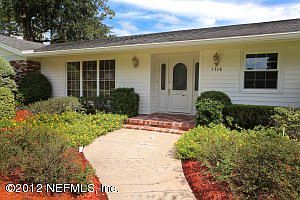 3rd image of 2328 Cheryl Dr