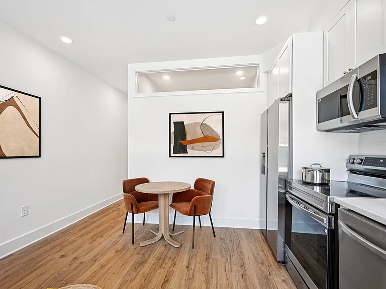 The Howell - 2101 Washington Ave — Photo 50