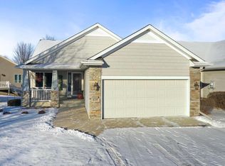 2006 Lake Dr, Northfield, MN 55057