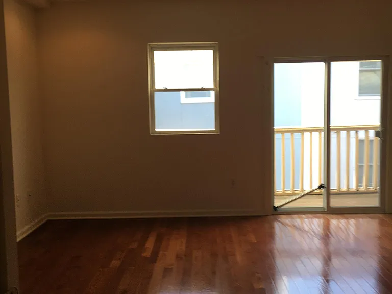 1638 South St #4 — Photo 5