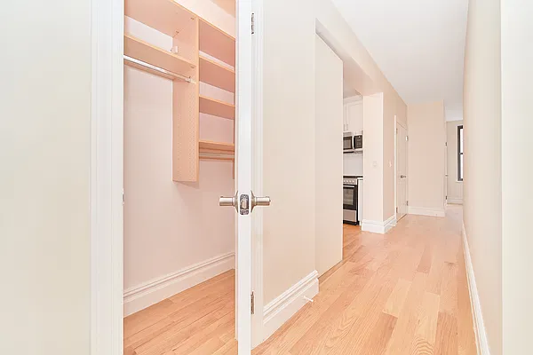 Rented by Living New York | media 10