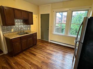 905 Park St APT B2, Hartford, CT 06106