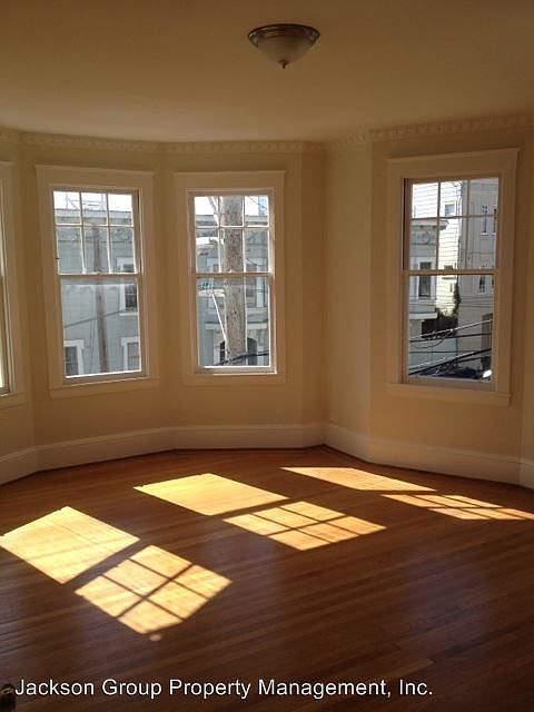 1st image of 550 14th St APT 201