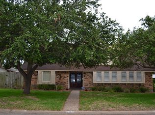 2526 Gerol Cir, Galveston, TX 77551