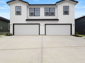 130 Sai Manor