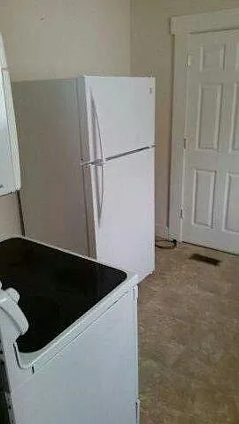 3 bed, 1097 sqft, $950 — Photo 1