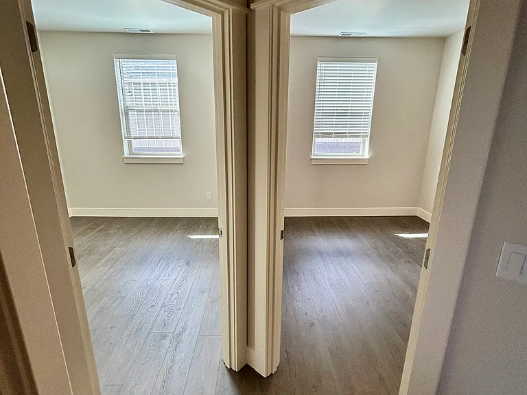 20496 Empire Ave — Photo 7