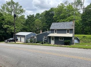 19790 Five Forks Rd, New Freedom, PA 17349