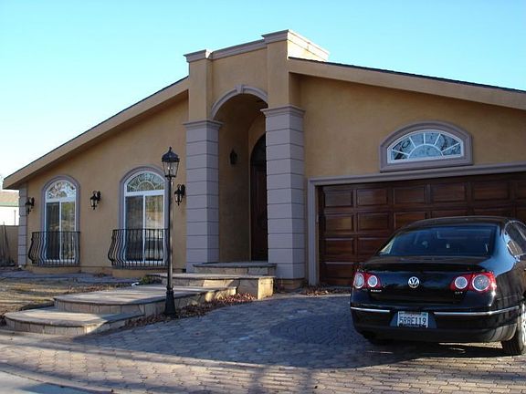 At this point the house is done, now it needs landscaping 