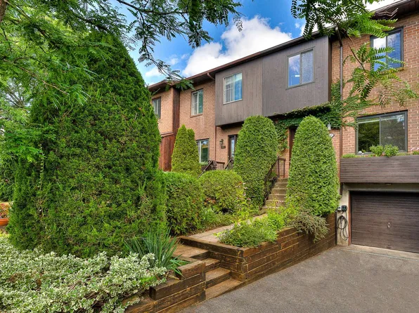 205 Rue William Path, Montreal, QC H3E 1R6