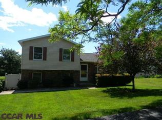 310 N Vanessa Dr, Pleasant Gap, PA 16823