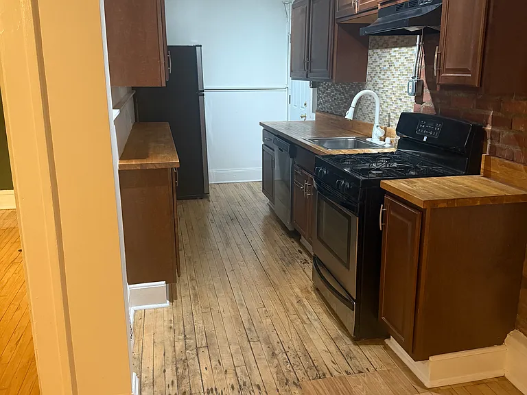 8109 Lake Ave #5 — Photo 1