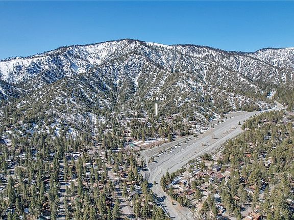 5th image of 1772 Ash Rd