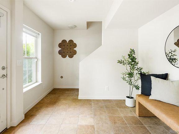 5th image of 2889 Syracuse Court
