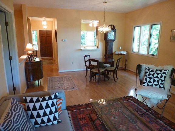 2nd image of 305 Piney Mountain Dr APT S1