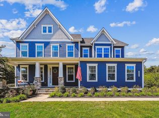 40932 Foxtail Fields Dr, Aldie, VA 20105