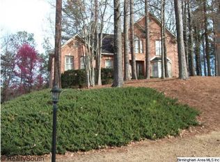 1929 Cahaba Crest Dr, Birmingham, AL 35242