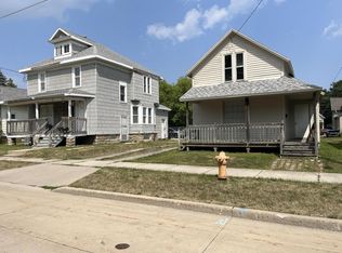 838 Frederick St, Oshkosh, WI 54901