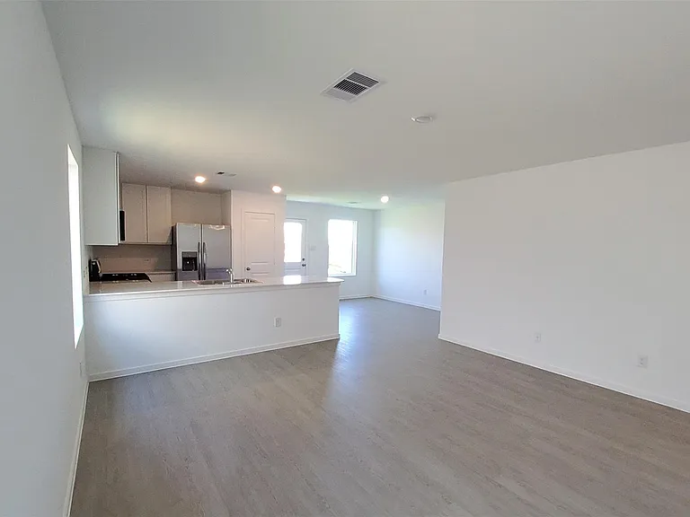 26810 Scarlet Willow Dr — Photo 21