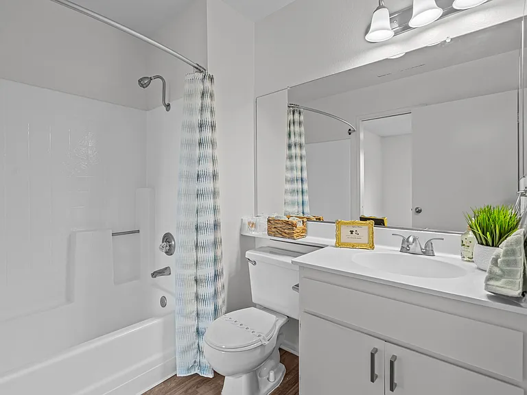 Highland Meadows — Photo 19