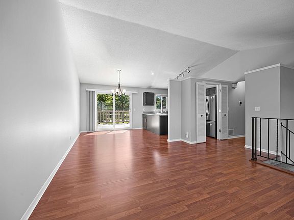 3rd image of 10172 Utah Ave S