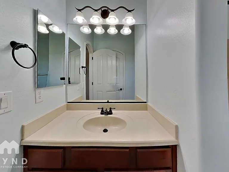 2433 W Horsetail Trl — Photo 25
