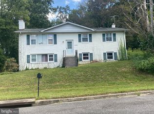 9100 Pinehurst Dr, Fort Washington, MD 20744