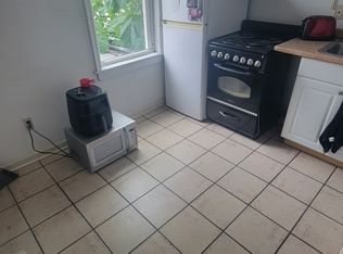 1716 Monument St APT 3, Philadelphia, PA 19121