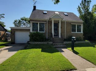 4445 Fishermans Ter, Lyons, IL